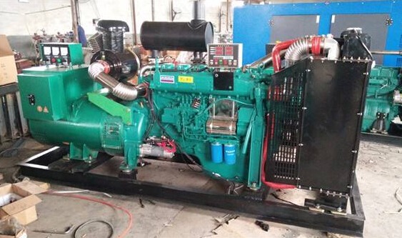 兴安潍柴二手发电机大型柴油发电机组